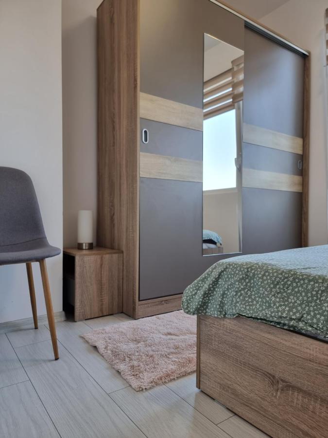 Cozy Apartment With Balcony On The Black Sea- Part Of The Family 'Vicki Apart Varna Eksteriør bilde