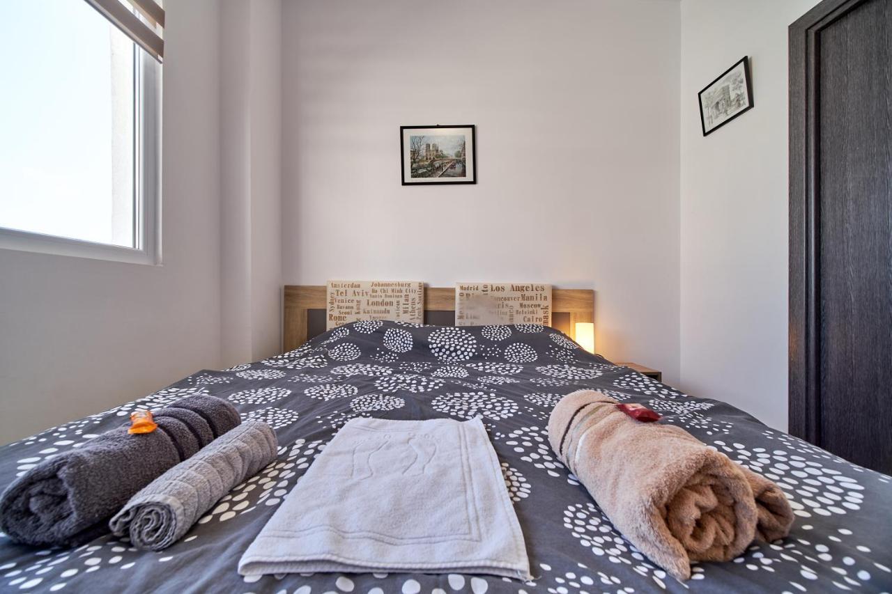 Cozy Apartment With Balcony On The Black Sea- Part Of The Family 'Vicki Apart Varna Eksteriør bilde